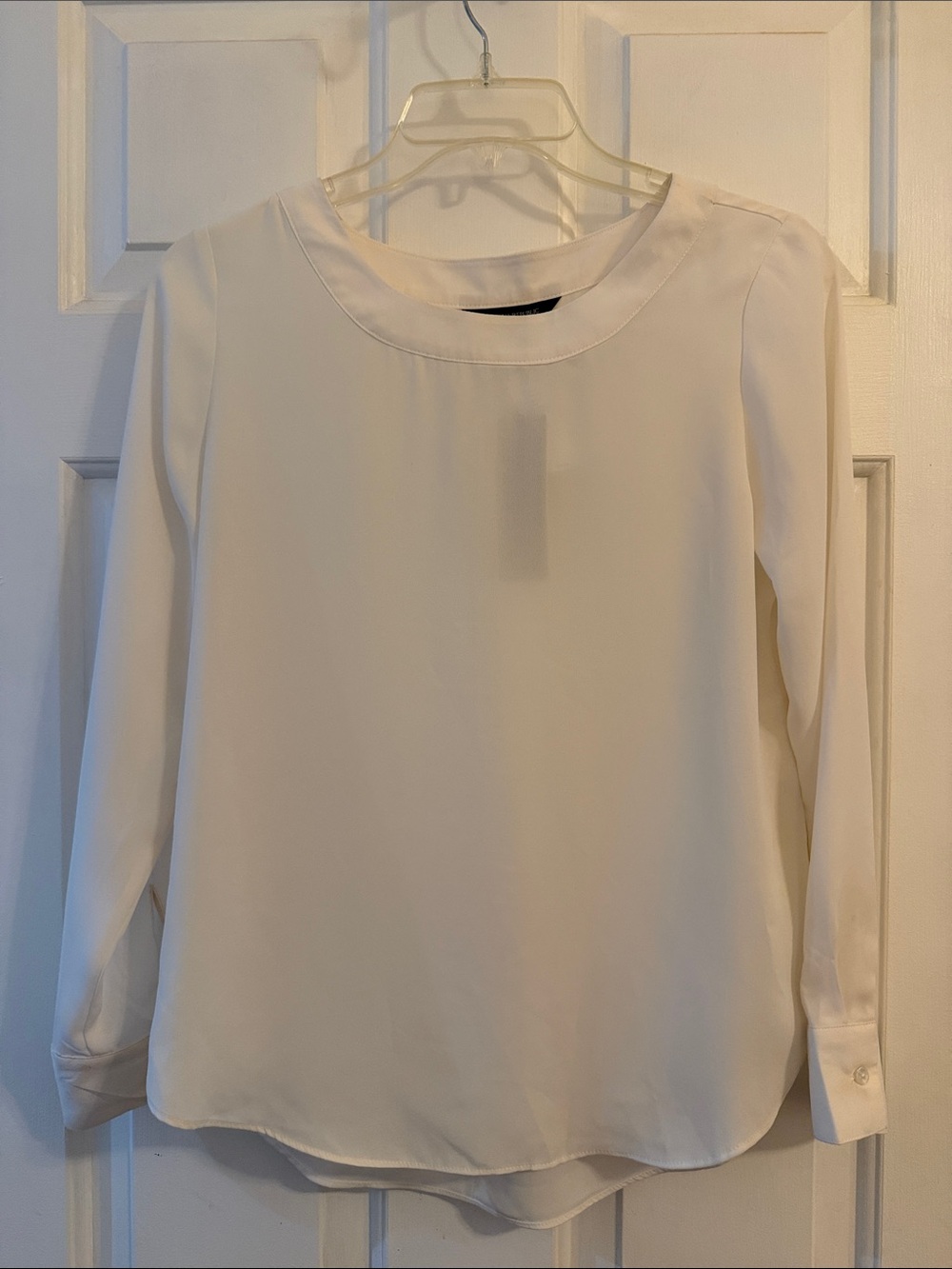 NWT Women’s Banana Republic Sheer White Long-Sleeve Round-Neck Blouse, XS Petite